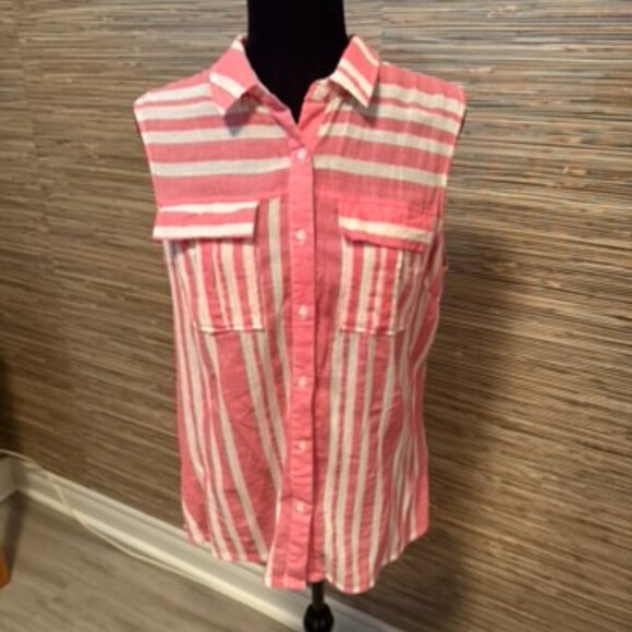 Linen and Cotton Sleeveless Shirt - Picture 1 of 3